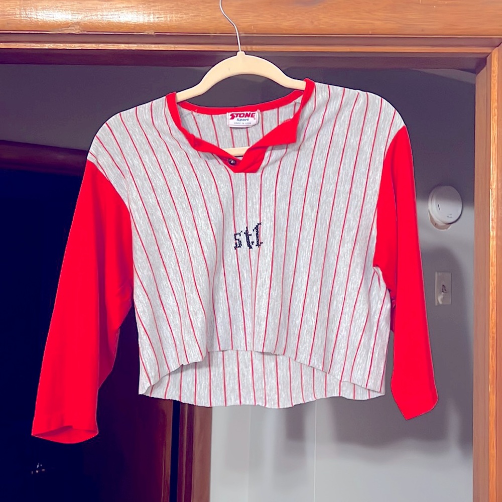 STL vintage crop baseball tee
